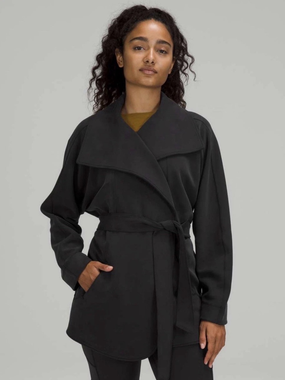 Lululemon Softstreme Belted Wrap Black Women’s Size M/L Soft Suede-like Feel